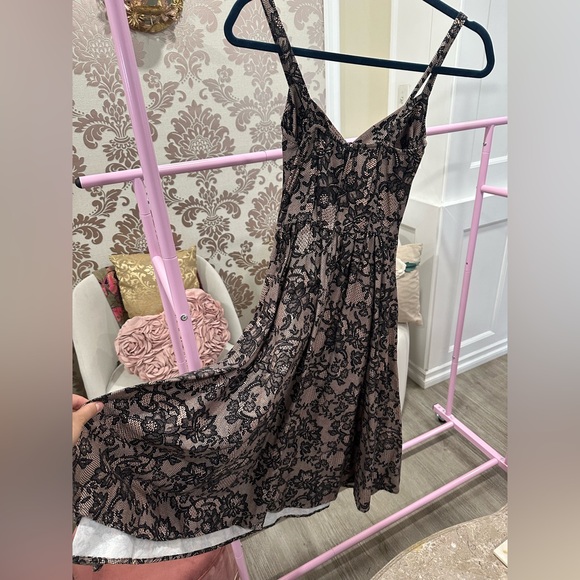 Stop Staring Lace Print Jennifer Swing Dress - Picture 9 of 11